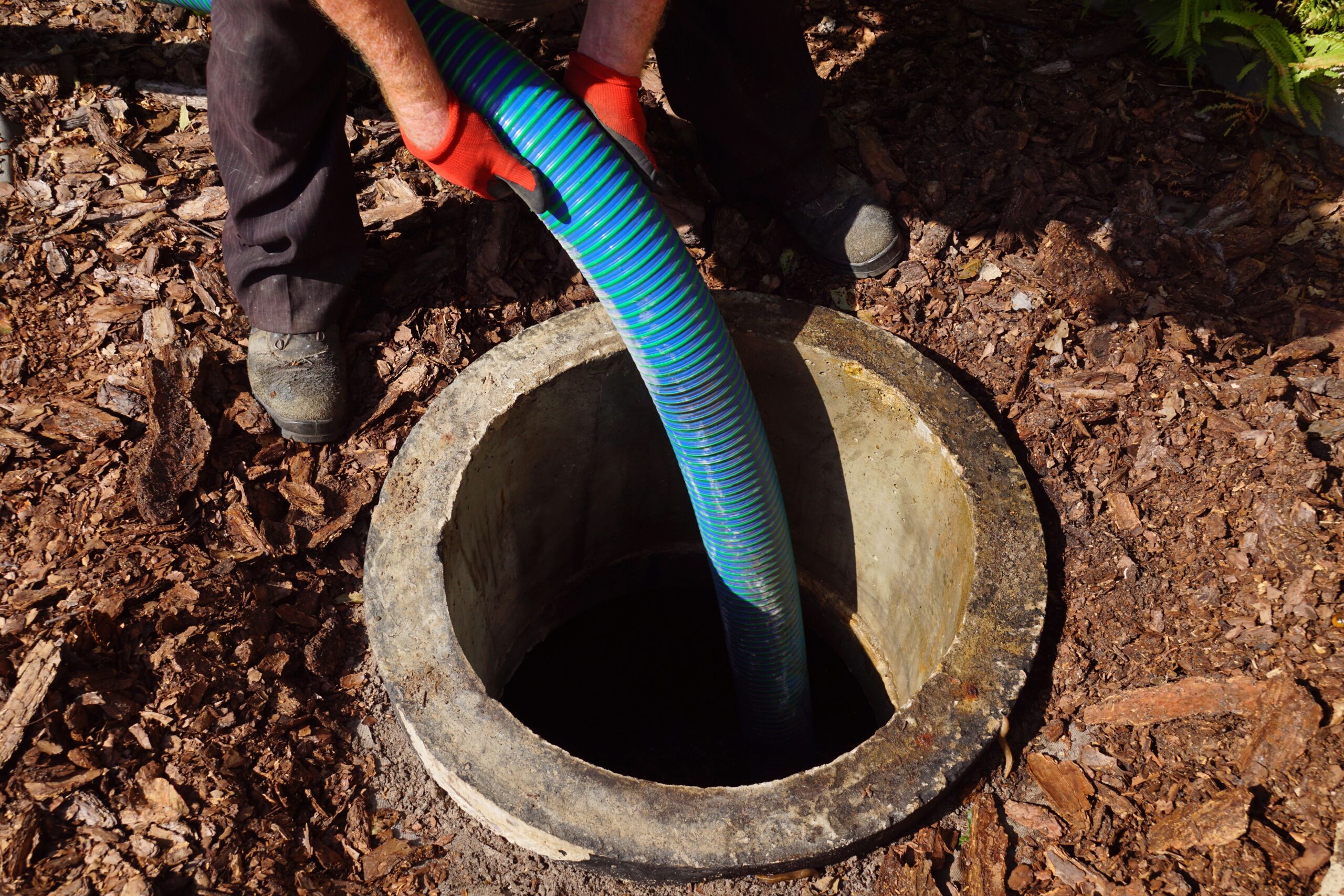Reliable Sewage Tank Cleaning
